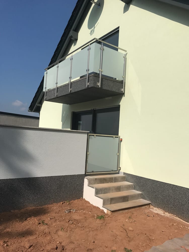 Glasgeländer aus Edelstahl und Glas – Referenz 38 – AN Metallbau GmbH